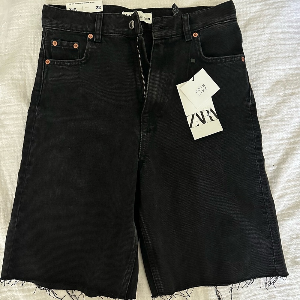 ZARA 90’s Bermuda Shorts